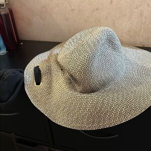 Laundry by Design Black and White Sun Hat